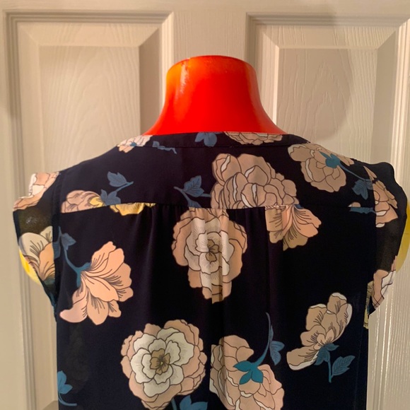 LOFT Floral Blouse Top - Picture 5 of 11